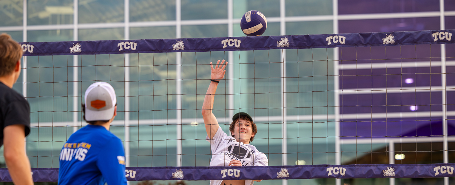 TCU students playing volleyball at Campus Recreation Center