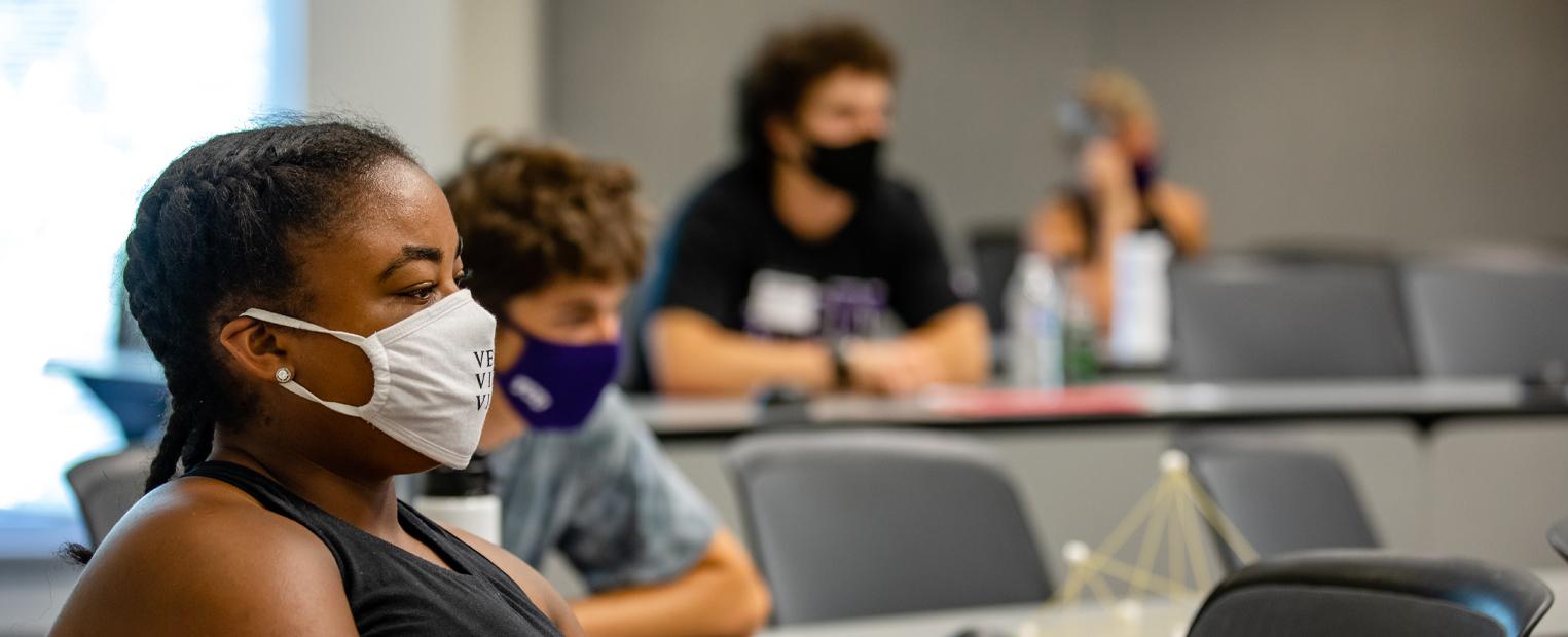 Students wearing masks in the classroom 